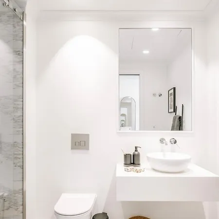 Appartement Brulle - 2 Bedrooms, Gym And Pool In Arroios