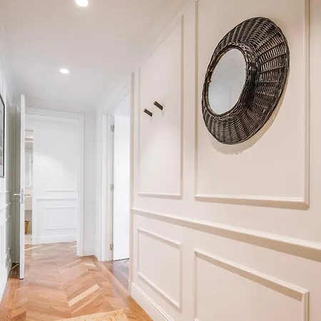 Brulle - 2 Bedrooms, Gym And Pool In Arroios Appartement *