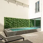 Brulle - 2 Bedrooms, Gym And Pool In Arroios Apartament *