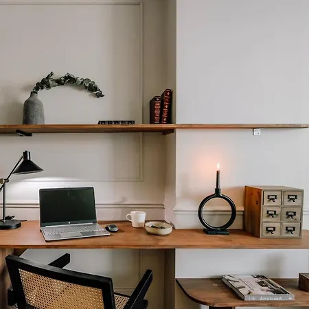 Appartamento Brulle - 2 Bedrooms, Gym And Pool In Arroios *